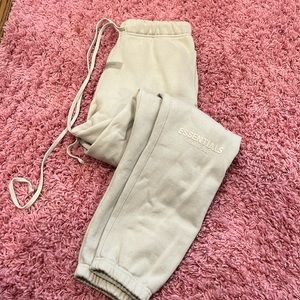 Essentials sweatpants Wheat